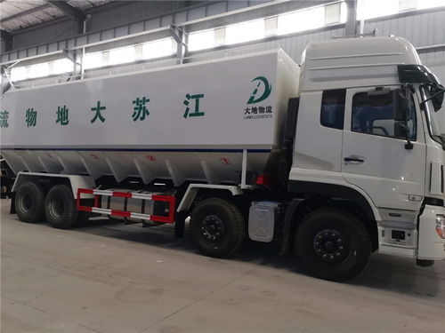 廣東老牌15噸飼料車 實力與信賴的運輸伙伴